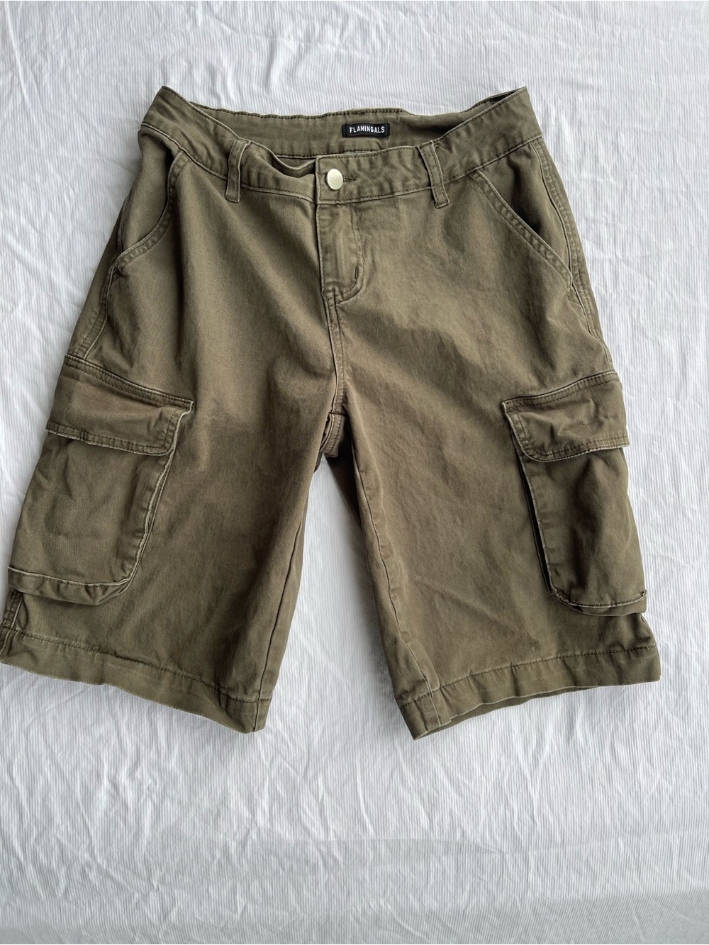 Cargo Bermuda Shorts for Women – Relaxed Fit size small